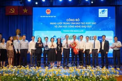 L'annonce de la création de six réseaux de centres de formation d’excellence dédiés aux technologies de l’industrie 4.0. Photo: VNA