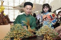 Foire d'Automne 2025 : le pavillon de Huê impressionne les visiteurs