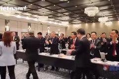 Video Bich Ngoc