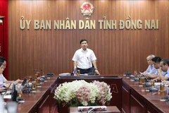 Le vice-président du Comité populaire de la province de Dông Nai, Hô Van Hà, s'exprime à la séance de travail avec la société générale de construction No 1. Photo: VNA