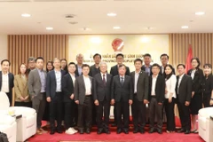 Des autorités de la province de Binh Duong et la dégélation du groupe taïwanais MiTAC. Photo: VNA