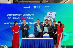 Cérémonie de signature du partenariat entre Central Retail Vietnam et Napas. Photo: bnews