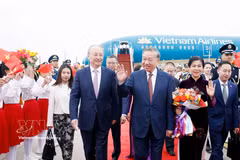 Le secrétaire général et président To Lam arrive à Pékin pour une visite d’État en Chine