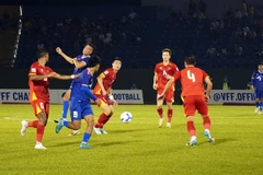 Lors des qualifications pour la Coupe d'Asie des Nations de l'AFC 2027, l'équipe nationale vietnamienne a battu le Népal sur le score de 3-1. Photo : VNA