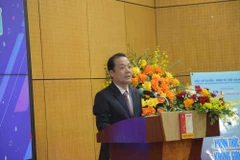 Le vice-ministre des Sciences et des Technologies, Pham Duc Long, s'exprime à la conférence. Photo: VNA