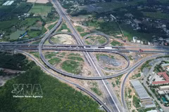 L'intersection Long Thanh relie l'autoroute Bien Hoa - Vung Tau et l'autoroute Ho Chi Minh Ville - Long Thanh - Dau Giay. Photo : VNA