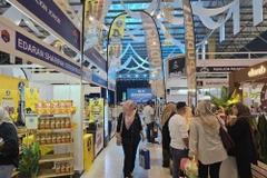 Les visiteurs au Festival international Halal de Malacca. Photo: VNA