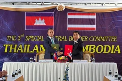 Cérémonie de signature du nouvel accord de cessez-le-feu entre la Thaïlande et le Cambodge. Photo: VNA