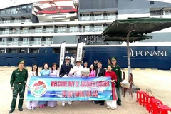 Cérémonie d'accueil des croisiéristes internationaux. Photo: VNA