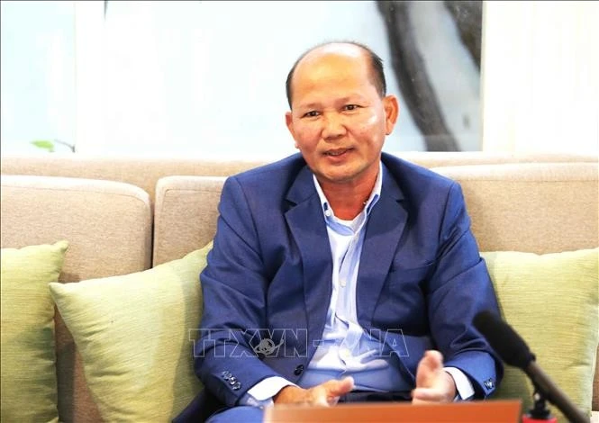 Uch Leang, directeur par intérim du Département des études asiatiques, africaines et moyen-orientales de l'Institut des relations internationales du Cambodge à l'Académie royale du Cambodge. Photo : VNA