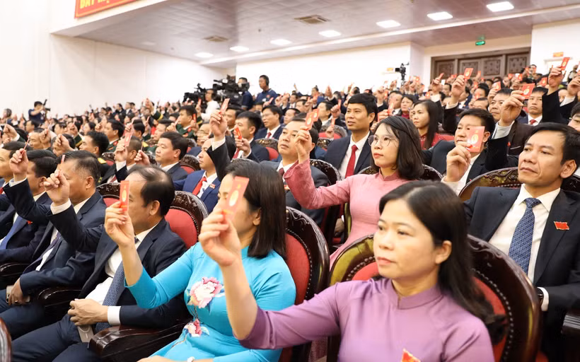 Les délégués lors du premier Congrès provincial du Parti de Ninh Binh pour la période 2025-2030, Photo : VNA