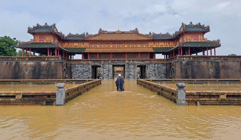 Inondations à la cité impériale de Huê. Photo : VNA