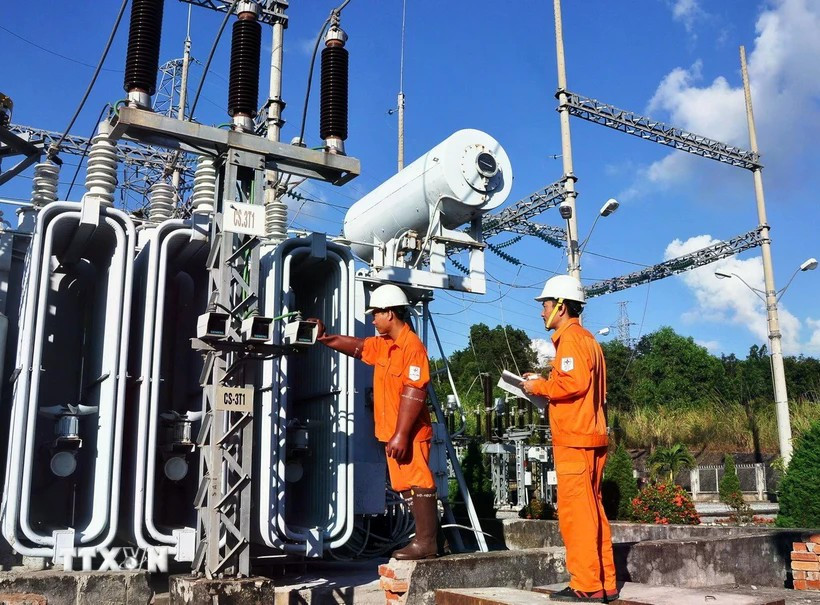 Le Premier ministre Pham Minh Chinhexige des mesures fortes pour sécuriser l'électricité. Photo / VNA