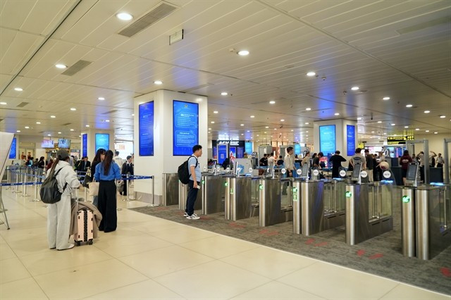 Vietnam Airlines encourage ses passagers à utiliser la technologie biométrique pour simplifier l'enregistrement à l'aéroport et réduire les temps d'attente. — Photo fournie par la compagnie aérienne
