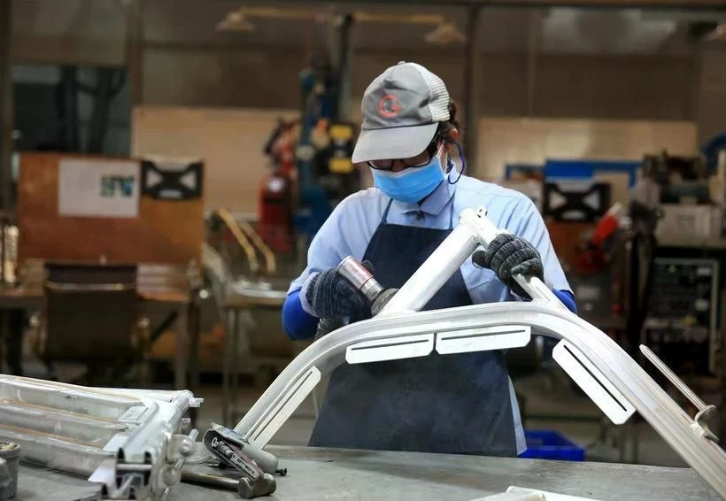 Production dans une entreprise d'investissement étranger direct (IED) dans la province de Dong Nai (Photo : VNA)