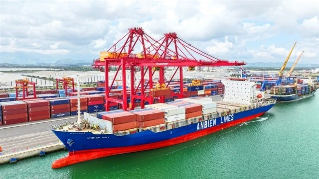 Le port international de Chu Lai, dans la province de Quang Nam, ambitionne de devenir un centre logistique multifonctionnel de classe mondiale d'ici 2027. Photo reproduite avec l'aimable autorisation de THILOGI