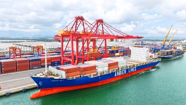 Le port international de Chu Lai, dans la province de Quang Nam, ambitionne de devenir un centre logistique multifonctionnel de classe mondiale d'ici 2027. Photo reproduite avec l'aimable autorisation de THILOGI