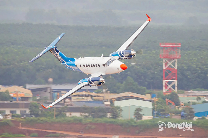 Un vol d'essai à l'aéroport (Photo : baodongnai.com.vn)