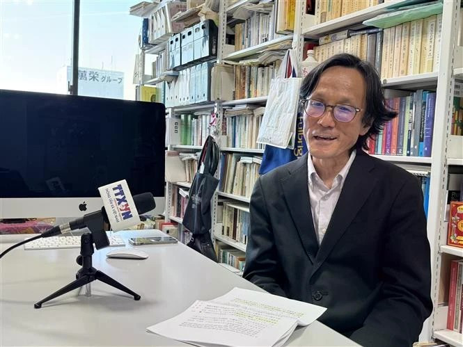 Professeur Shimizu Masaaki de l'Université d'Osaka au Japon. (Photo : VNA)