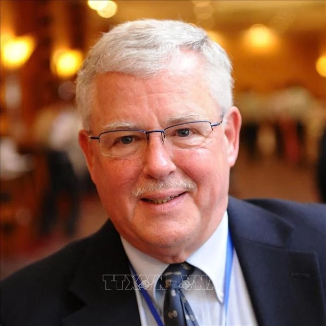 Le professeur émérite Carl Thayer, de l'Académie australienne des forces de défense de l'Université de Nouvelle-Galles du Sud. Photo : VNA