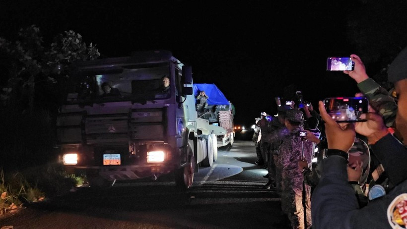 Le Cambodge et la Thaïlande commencent à retirer leurs armes lourdes et leurs équipements de la zone frontalière contestée. (Photo : freshnewsasia)