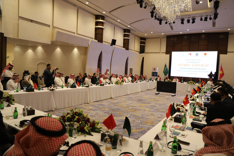 Lors du Forum d’investissement Vietnam–Arabie saoudite à Riyad. Photo : VNA