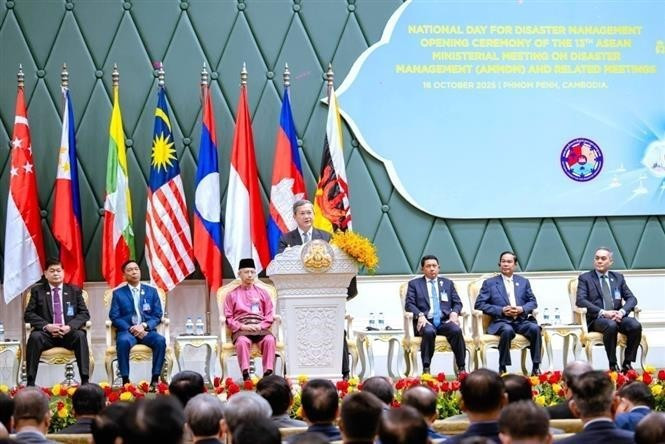 Le Premier ministre cambodgien Hun Mane s'est exprimé lors de la 13e Réunion ministérielle de l'ASEAN sur la gestion des catastrophes (AMMDM) et de la 14e Conférence des Parties (COP) à l'Accord de l'ASEAN sur la gestion des catastrophes et les interventions d'urgence (AADMER). (Photo : AKP/VNA)