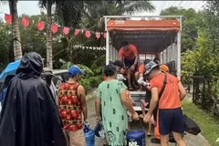 Philippines : des milliers de personnes évacuées avant l'arrivée du typhon Kalmaegi