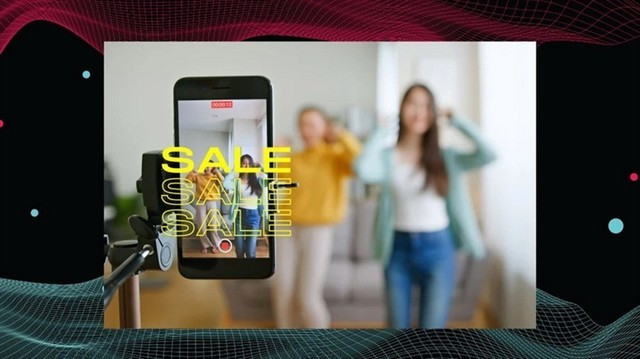 Parmi les fournisseurs étrangers, 176 entités s'étaient enregistrées, avaient déclaré et payé leurs impôts via le portail avant fin septembre 2025. (Photo : VNA)