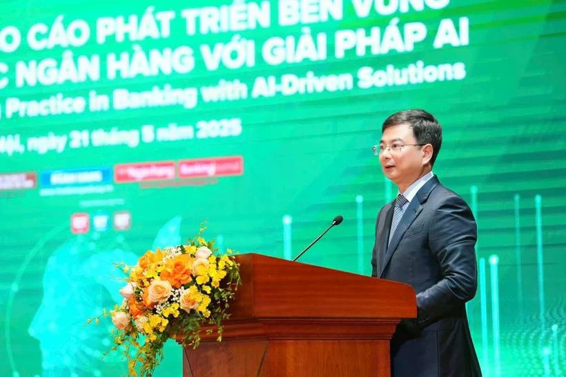 Le vice-gouverneur de la Banque d'État du Vietnam, Pham Thanh Ha, prononce un discours lors de l'événement. Photo : VNA