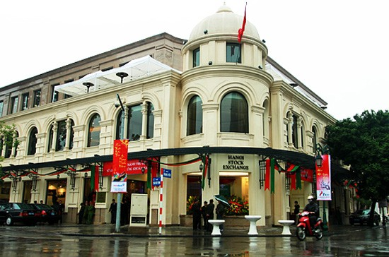 Le siège de la Bourse de Hanoi (HNX) à Hanoï. Photo vneconomy.vn