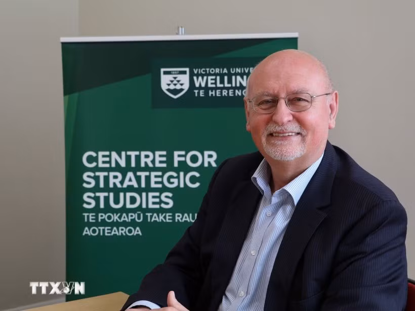 Le professeur Roberto Rabel, de l'Université Victoria de Wellington. Phôt : VNA