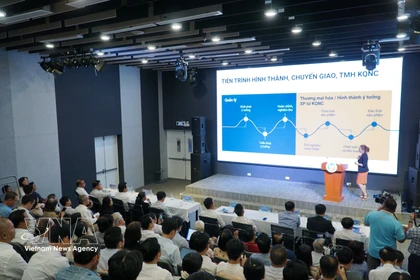 Le 13 mars 2026, le Département des sciences et technologies de Hô Chi Minh-Ville a organisé une conférence pour mettre en œuvre le projet concernant le développement commercial des résultats de la recherche et de la propriété intellectuelle. Photo : VNA