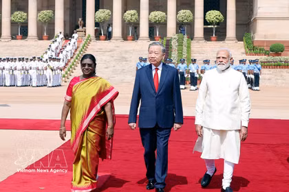 Le secrétaire général du Parti et président To Lam en visite en Inde. Photo : VNA