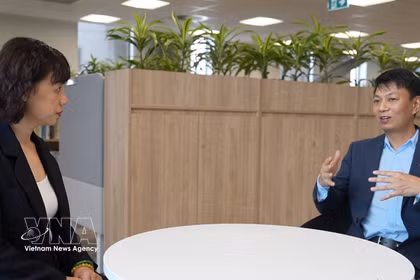 Le professeur et docteur Nguyen Hoang Minh, spécialiste en informatique à l’Université de technologie d’Auckland (AUT), vice-président du Réseau des intellectuels vietnamiens en Nouvelle-Zélande (VietKnowledge NZ) et membre du Conseil académique de l’AUT. Photo : VNA