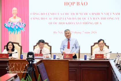 La conférence de presse sur l’ordre du Président de la République sur la promulgation de trois ordonnances. Photo : VNA