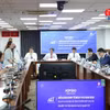 Des délégués partagent des informations sur le Forum économique d'automne 2026. Photo : https://baotintuc.vn/
