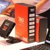 Le produit Metfone TV360 est présenté lors d'une cérémonie au Cambodge. (Photo : VNA)