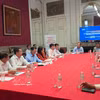 Vue d’ensemble de la séance de travail entre la délégation de la province de Phu Tho et l’Association des intellectuels et experts vietnamiens en Belgique et au Luxembourg (ViLaB), le 28 août à Bruxelles. Photo: VNA