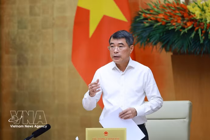 Le Premier ministre Lê Minh Hung lors de la réunion gouvernementale périodique d’avril 2026, tenue le 4 mai à Hanoï. Photo : VNA