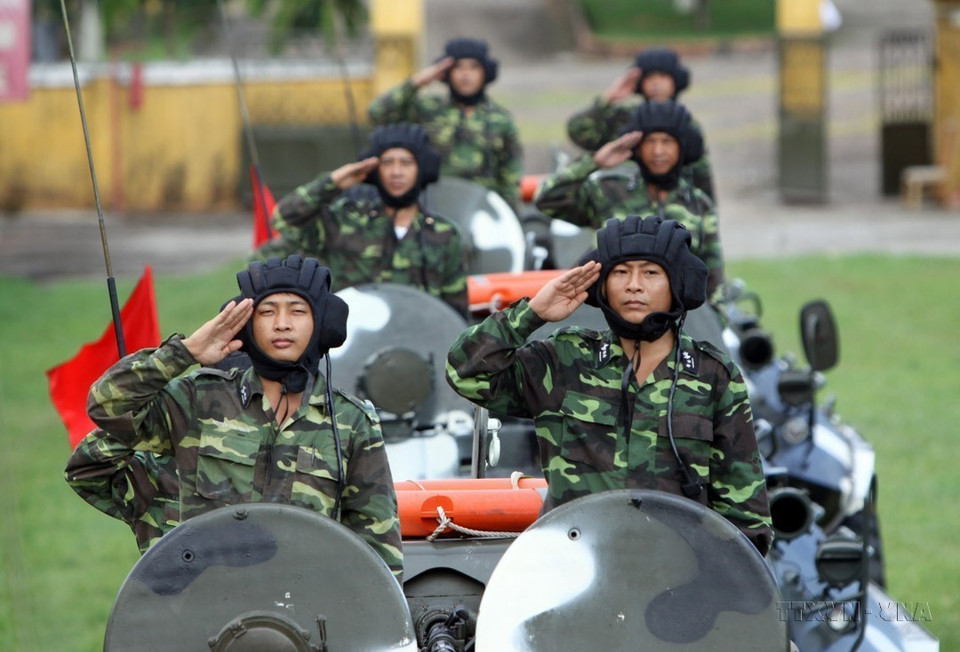 Le bataillon mécanisé 474 du groupe M47, relevant de la Marine populaire du Vietnam, accomplit toujours les tâches assignées et effectue bien les exercices d'entraînement et de préparation au combat. Photo: VNA