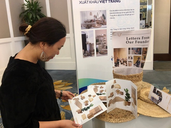 Les entreprises responsables envers la communauté et l'environnement recevront une plus grande confiance et du soutien des consommateurs. Photo : Vietnam+ esg.jpg