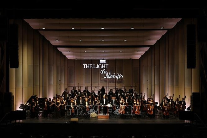Le concert spécial "The Light of Melody". Photo: VNA melodie-1.jpg