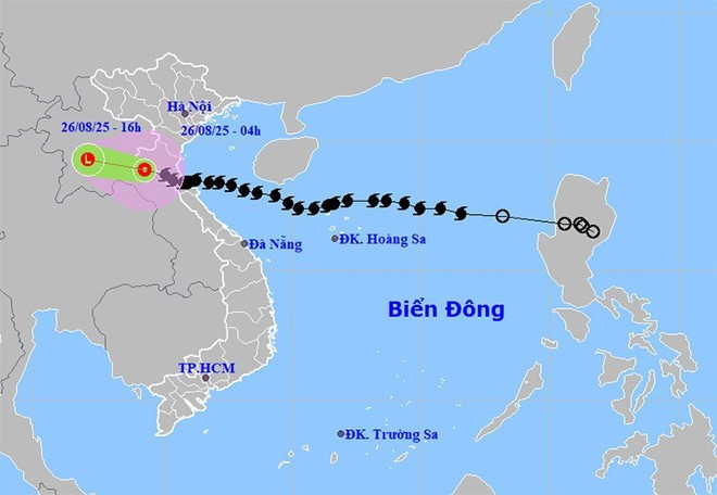 Le typhon Kajiki s’affaiblit en dépression tropicale tôt le 26 août, alors qu’il se déplace vers le centre du Laos. Photo : thoitietvietnam ngap-2.jpg