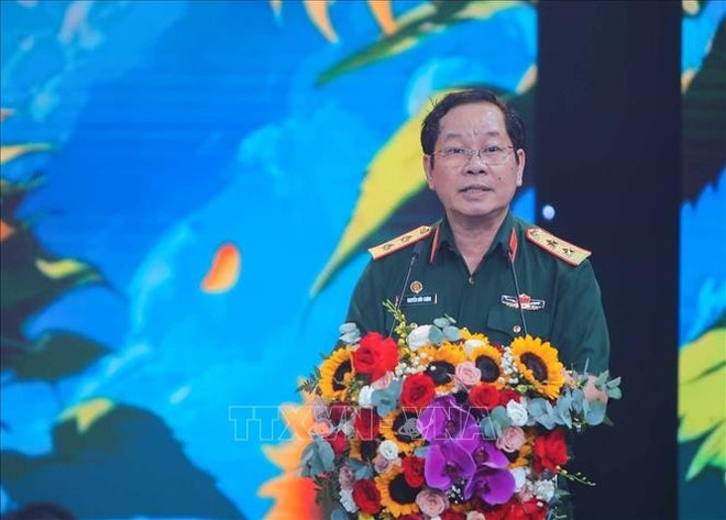 Le général Nguyên Huu Chinh, président de la VAVA, s'exprime à cet événement. Photo: VNA da-cam.jpg