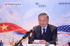 Le secrétaire général du Parti communiste du Vietnam (PCV) et président de la République, To Lam, à une table ronde avec des dirigeants d’institutions financières et de fonds d’investissement américains. Photo : VNA