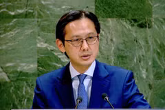 L'ambassadeur Dô Hùng Viêt, représentant permanent du Vietnam auprès de l'ONU, s'exprime lors du débat. Photo: VNA