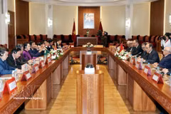 La présidente de l'Assemblée nationale, Nguyen Thi Kim Ngan, s'est entretenue avec le président de la Chambre marocaine, Habib El Malki, lors de sa visite officielle au Royaume du Maroc en 2019. Photo : VNA