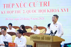 Le Premier ministre Le Minh Hung s'exprime. Photo: VNA