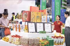 Le stand des produits OCOP de Hanoï. Photo: VNA